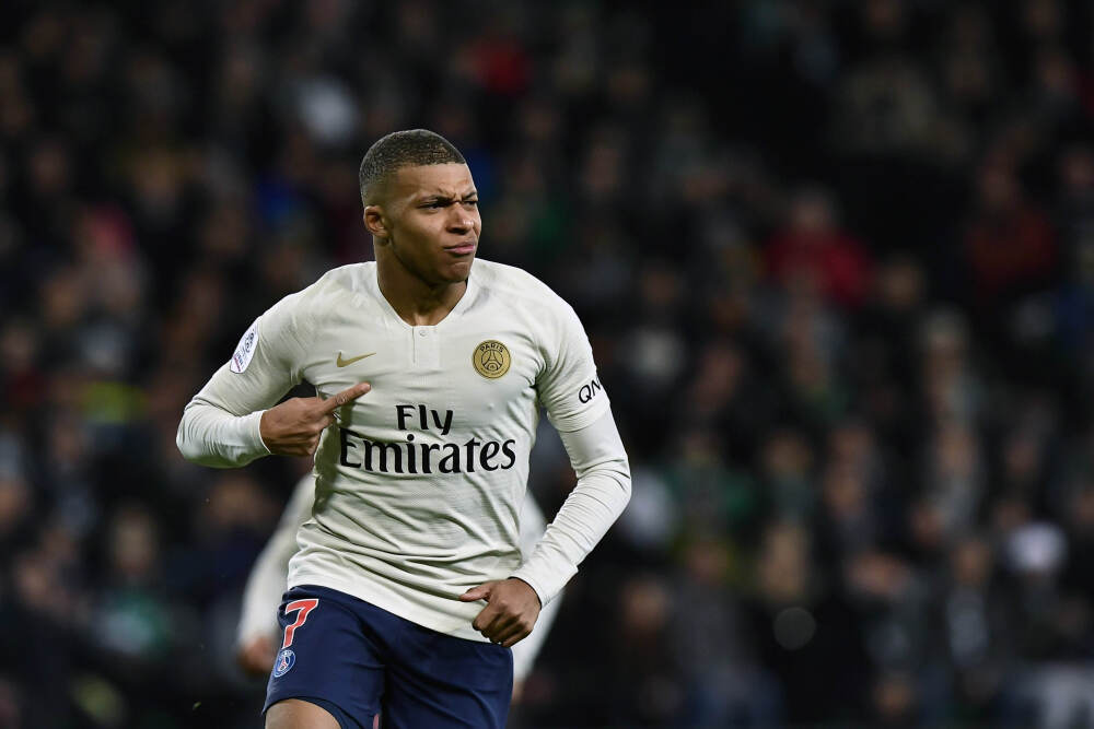   香港与内地多机构协作促进港澳学生内地游学